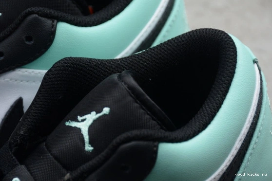 553558-117 Low Emerald 1 553558-117 Toe Jordan 0415
